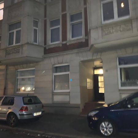 Nordsee Und City Fusslaufig - Luxeriose Fewo Mit Grossem Balkon Wilhelmshaven Extérieur photo